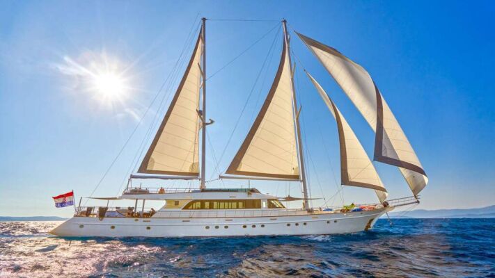 Voilier de luxe LADY GITA