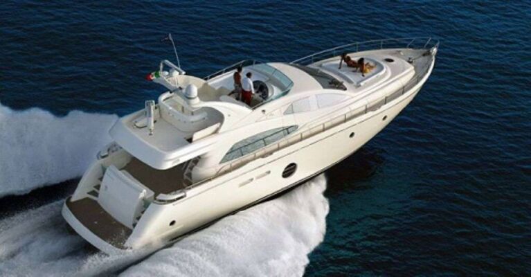 Yacht de luxe JULY
