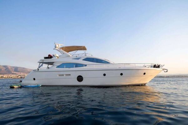Yacht de luxe SUMMER THERAPY