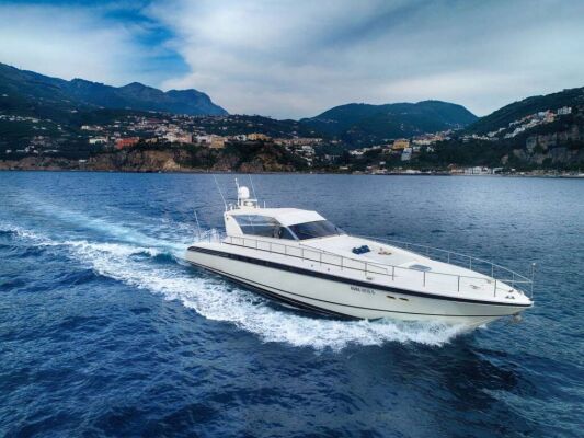 Yacht de luxe CIKILA