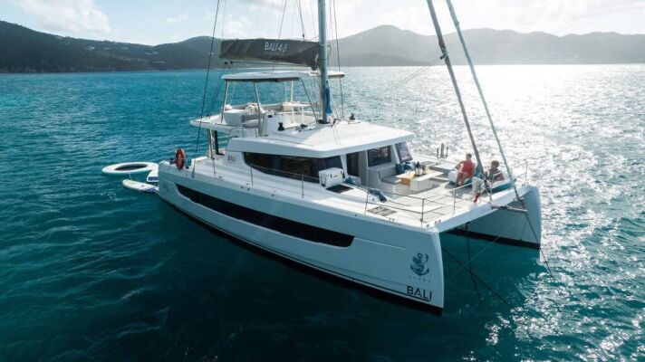 Luxury Crewed Catamaran ALORA