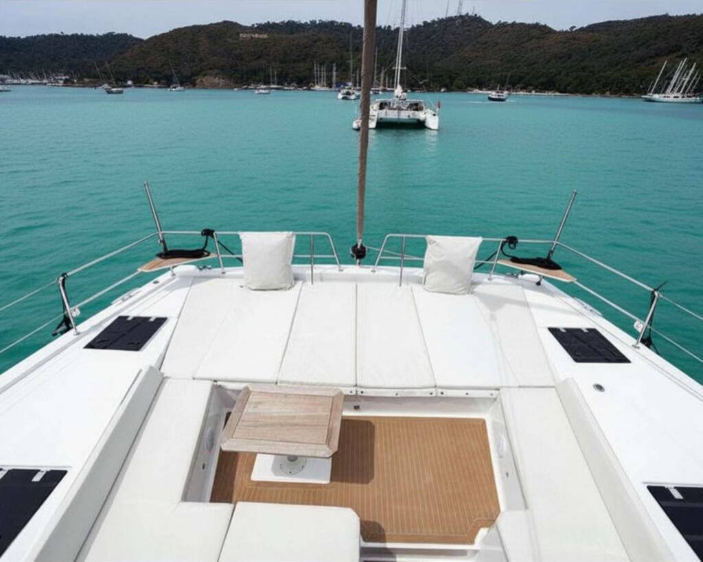 Catamaran de luxe avec équipage My Marina