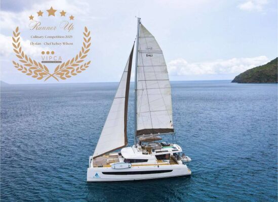 Catamaran de luxe avec équipage Elysian