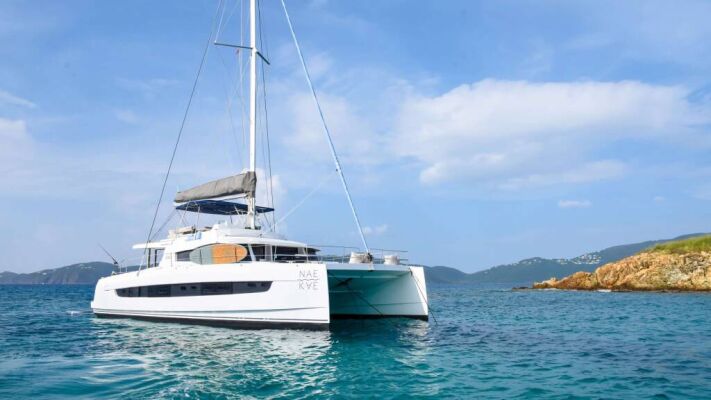 Catamaran de luxe avec équipage NAE KAE