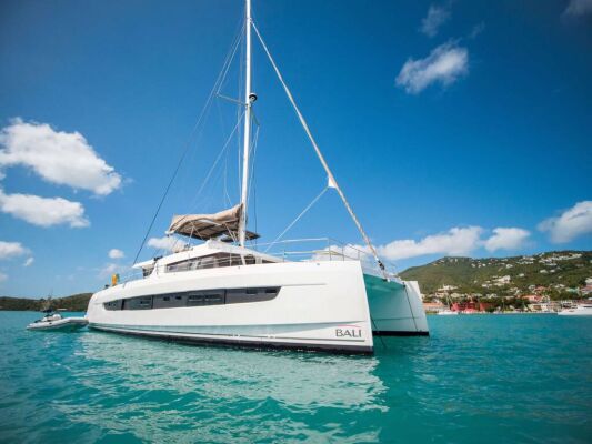 Catamaran de luxe avec équipage Southern Queen