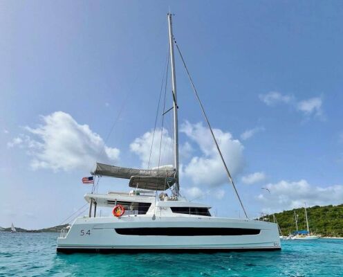 Catamaran de luxe avec équipage DOCK HOLIDAY