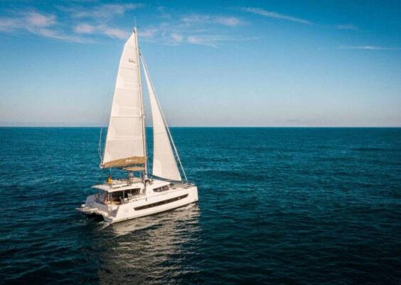 Catamaran de luxe avec équipage First Tracks