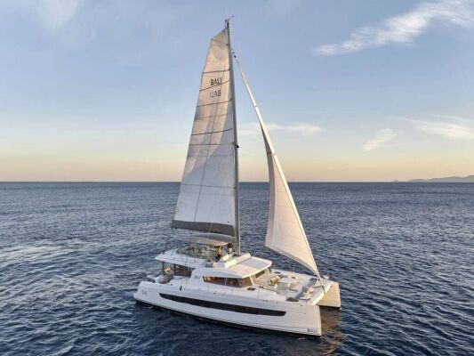 Luxury Crewed Catamaran SAHANA 