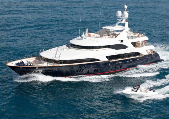 Luxury motor yacht ARTHUR'S WAY