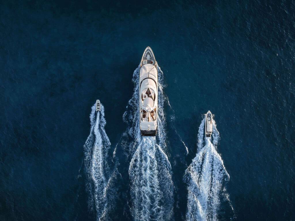 Luxury motor yacht Arthurs Way