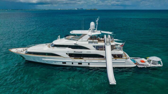 Yacht de luxe NAMASTE