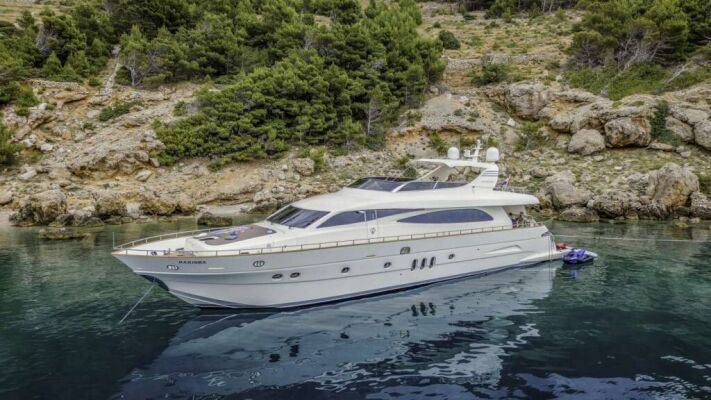 Yacht de luxe KARISMA