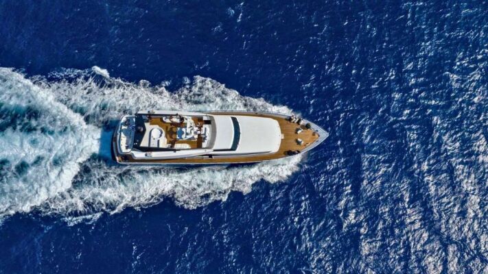 Yate de lujo BELLINI
