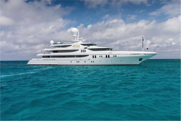 Yacht de luxe JOIA The Crown Jewel