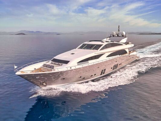 Luxury motor yacht DRAGON