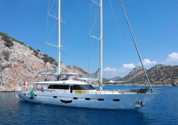 Luxus-Segelyacht ANGELO III