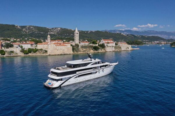 Small Cruise Ship Nera Excellence