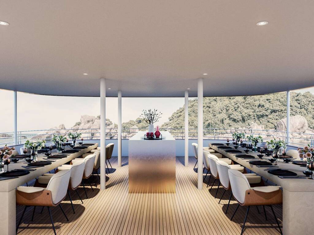 Small Cruise Ship Premier