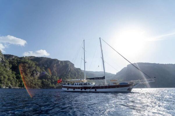 Yacht de luxe QUEEN LILA