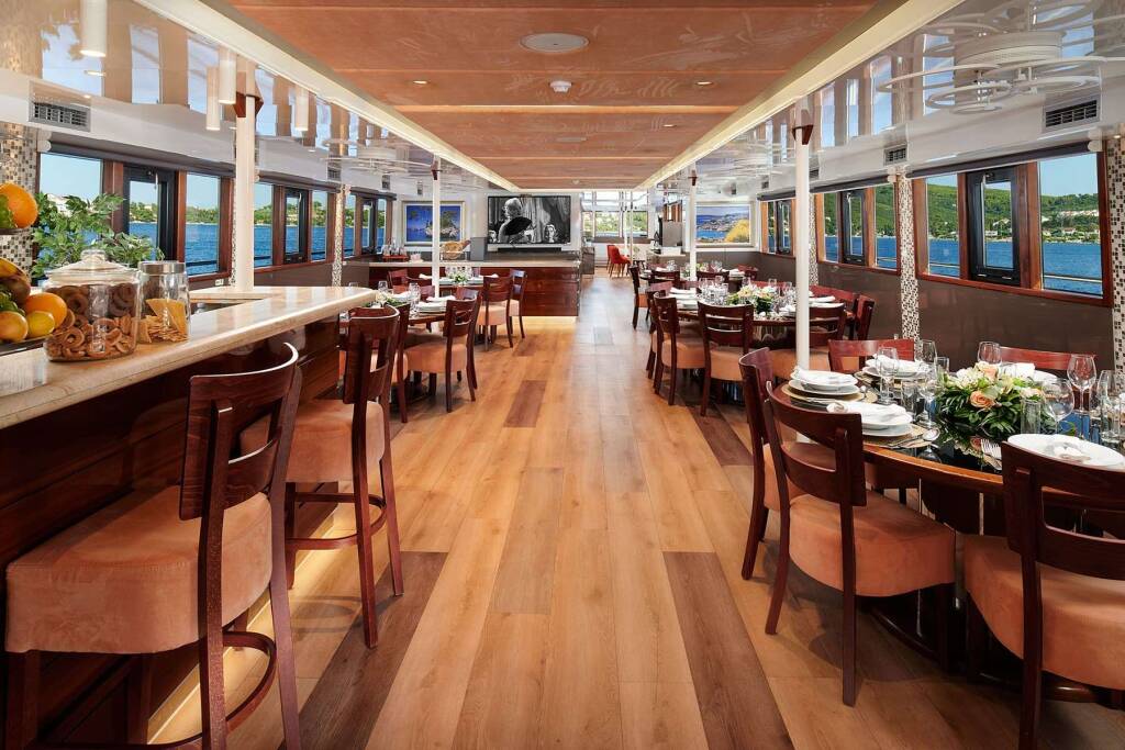Mini crucero Queen Eleganza