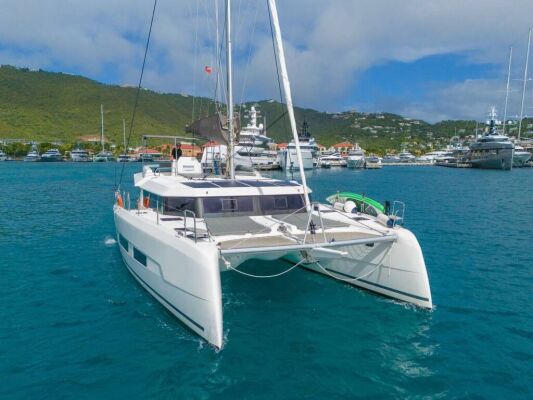 Catamaran de luxe avec équipage Morning Star