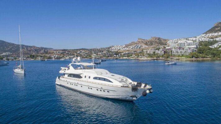 Yacht de luxe SANREF