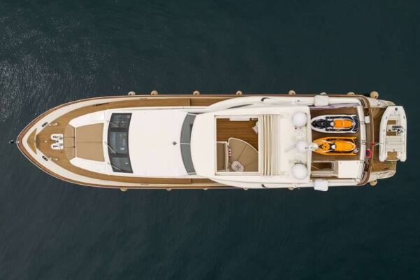 Luxury motor yacht STAR LINK