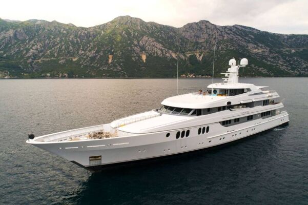 Yacht de luxe TRIDENT