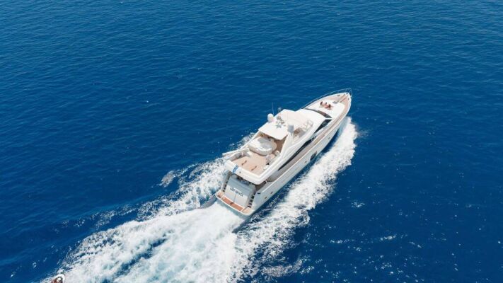 Yacht de luxe NATASSA ( ex LADY NATASA)