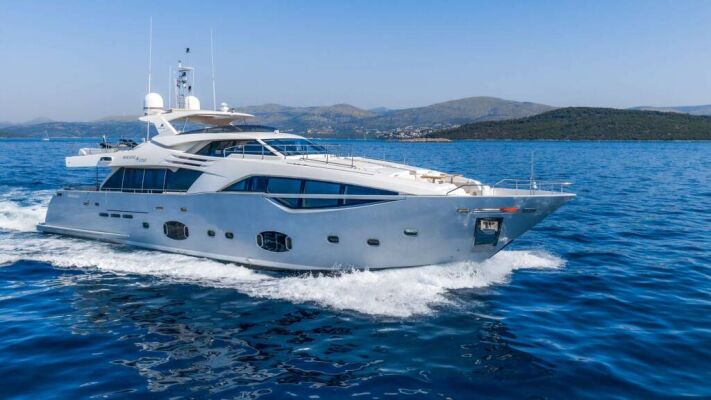 Luxus-Motoryacht Morning Star