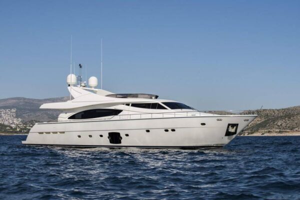 Yacht de luxe DAY OFF