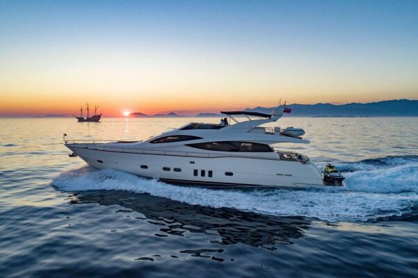 Yacht de luxe SALT