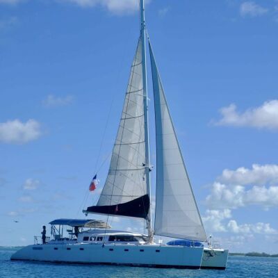 Catamaran de luxe avec équipage MISS ELIZABETH