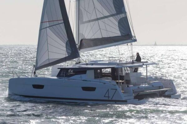 Catamaran de luxe avec équipage Tranquilo
