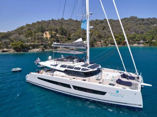 Catamaran de luxe avec équipage KIMATA