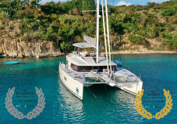 Catamaran de luxe avec équipage Olivia Charles