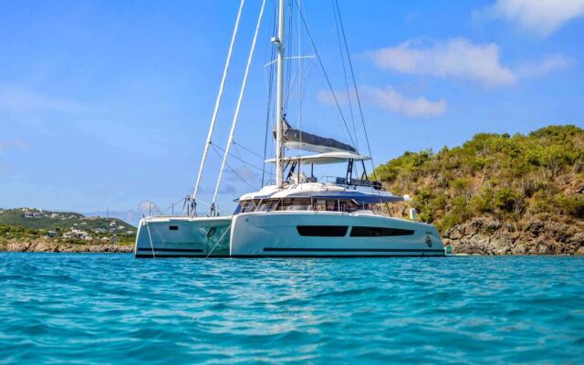 Catamaran de luxe avec équipage OHANA 59
