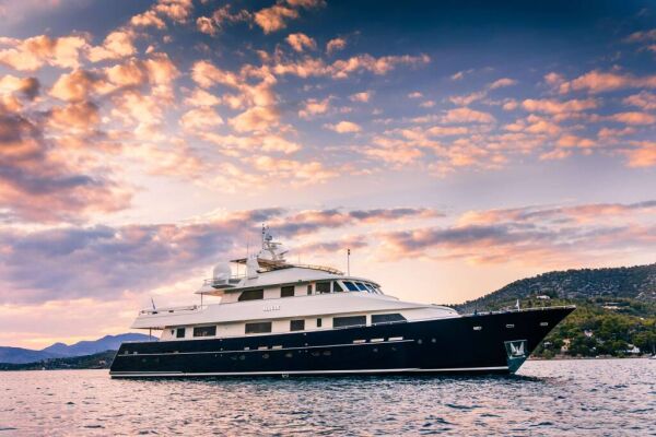 Yacht de luxe MAGIX