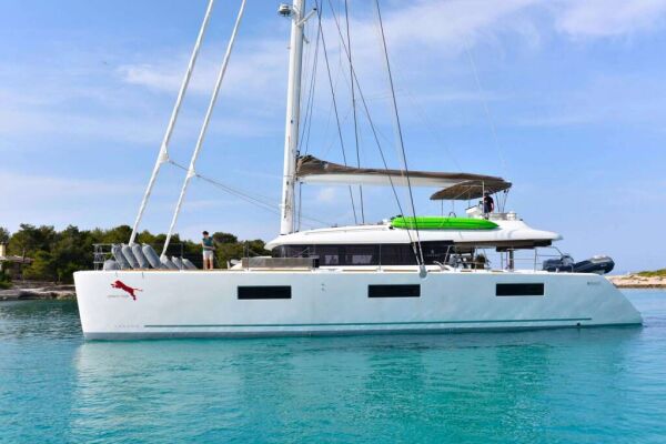 Catamaran de luxe avec équipage ADRIATIC TIGER (Lagoon 620)