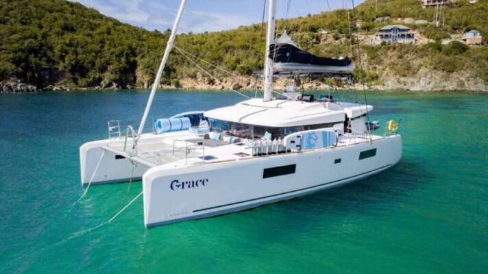 Catamaran de luxe avec équipage GRACE Lagoon 52