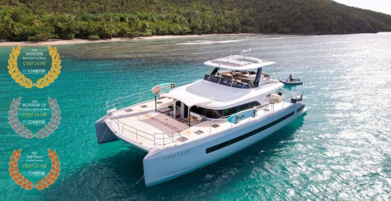 Catamaran de luxe avec équipage C'EST LA VIE