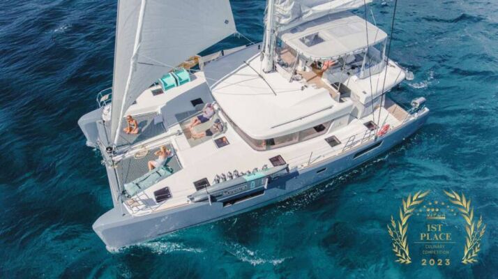 Catamaran de luxe avec équipage LIQUID ZEN