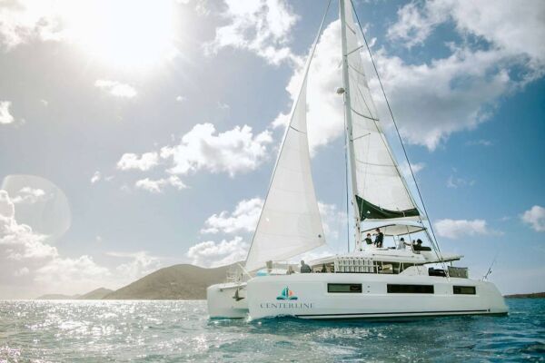 Catamaran de luxe avec équipage WANDERLUST