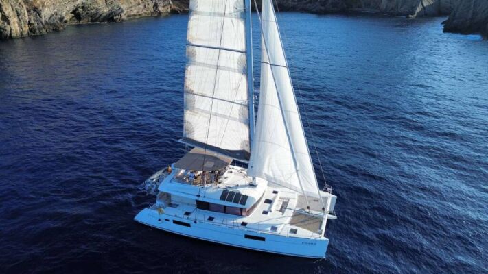 Catamaran de luxe avec équipage LAGOON 560 S2
