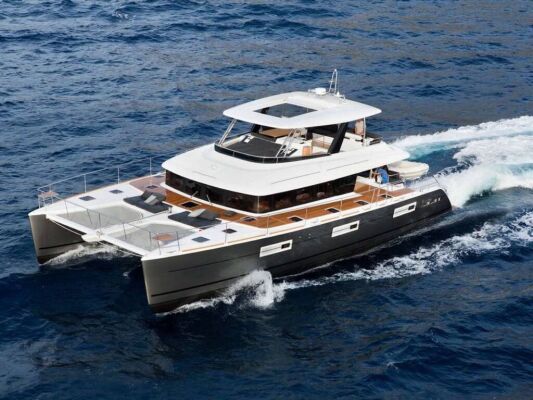 Catamaran de luxe avec équipage Pearly Gates