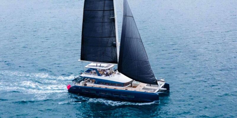 Catamaran de luxe avec équipage MANE ET NOCTE