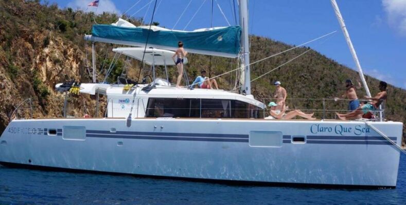Catamaran de luxe avec équipage Claro Que Sea