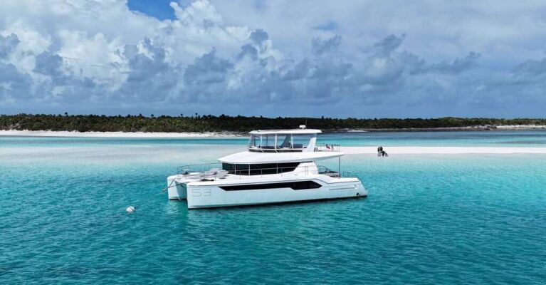 Luxury Crewed Catamaran Bru Sea