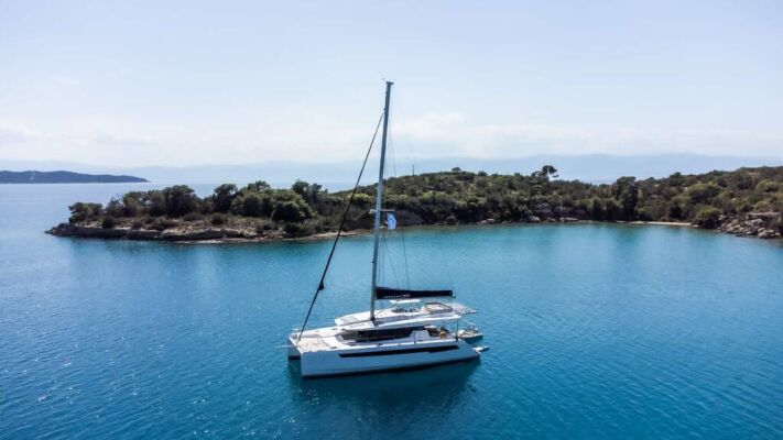 Catamaran de luxe avec équipage WINDSEA