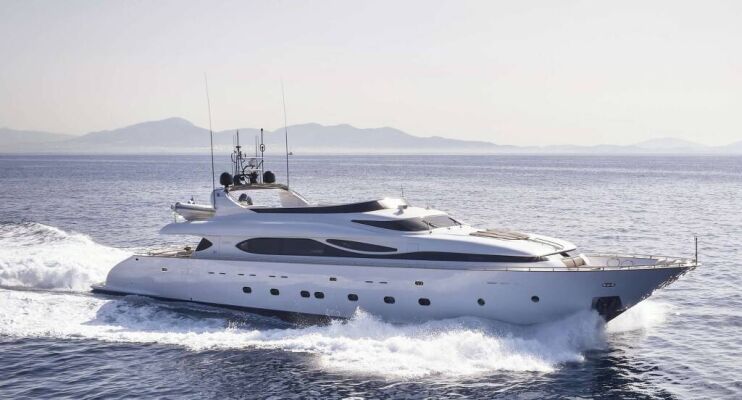 Luxus-Motoryacht ANASA